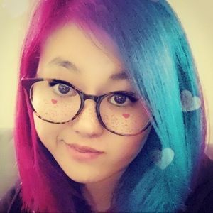 Meet your Posher, Luna